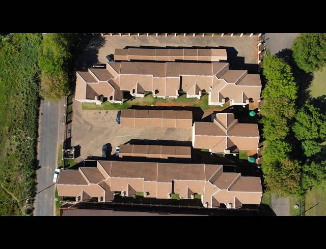 2 BEDROOM SECTIONAL TITLE FOR SALE IN DEL JUDOR